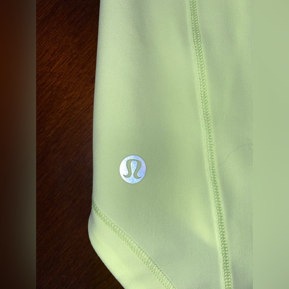 NWT 80's Retro Lime Yellow Women’s Lululemon Sculpt Tank SZ 6.Loose Fit - Picture 3 of 5